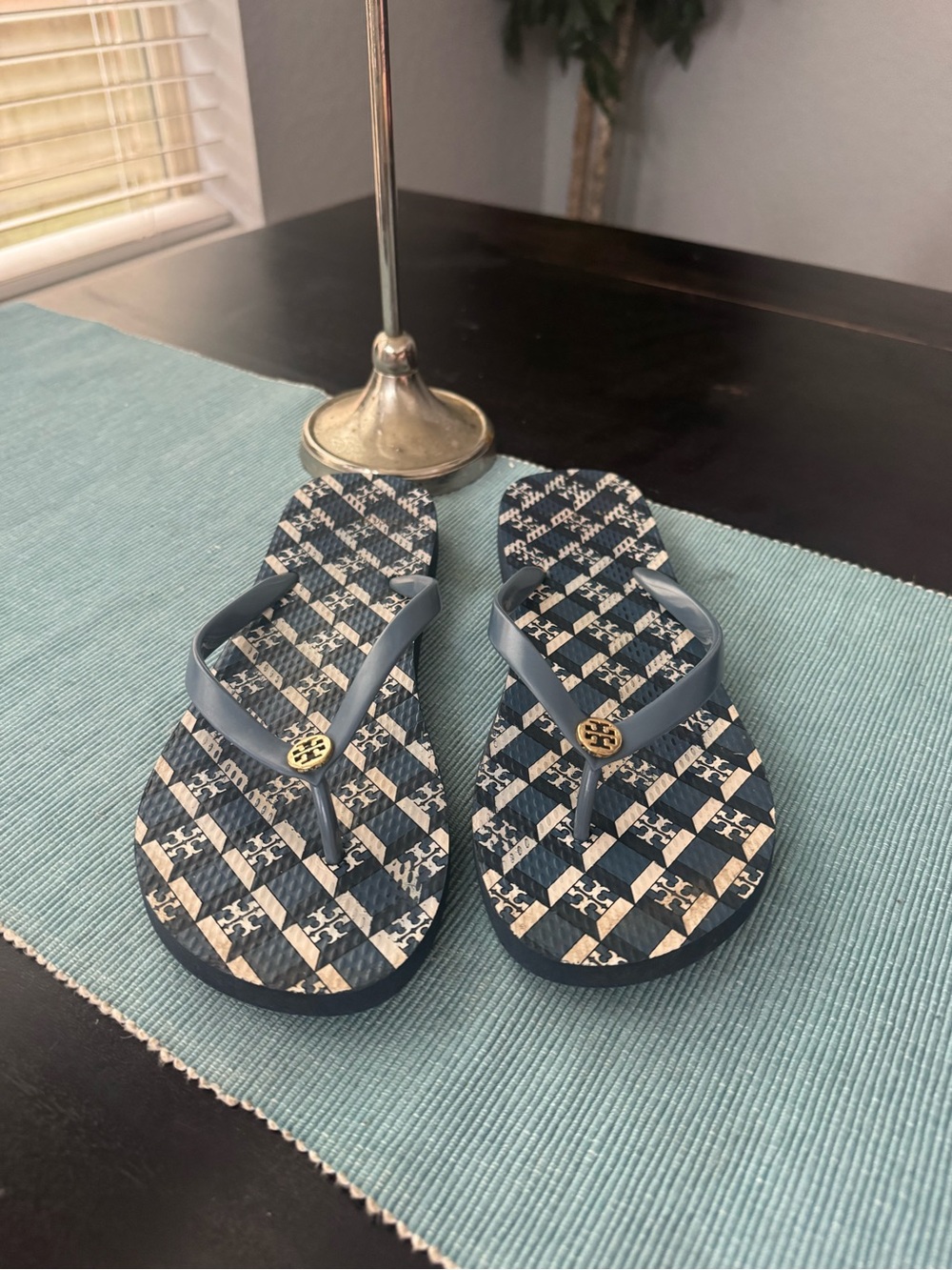 Tory Burch Flip Flops size 8